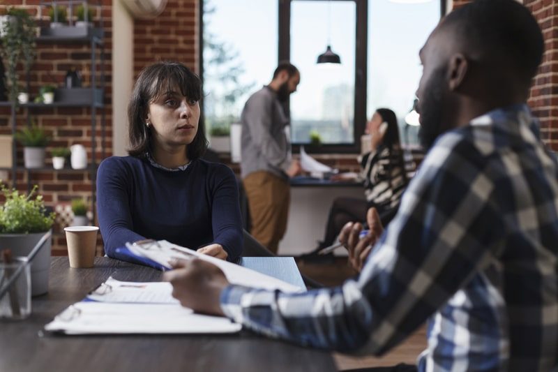 Recrutamento interno: benefícios e como conduzir o processo
